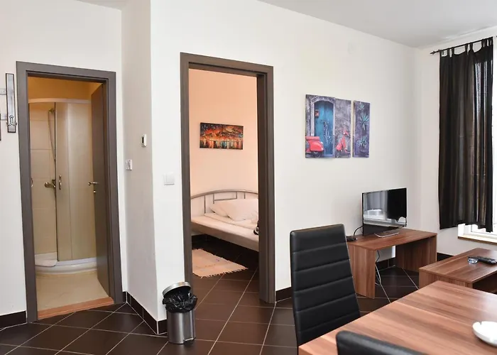 Private 5b23 In Kraljevi Cardaci Appartement *